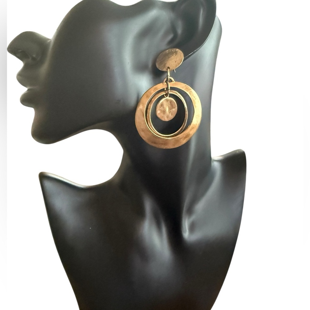 CHICO’S Elegant Gold- Tone Hoop Earrings
